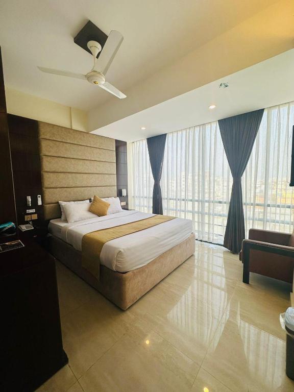 Premium Suite at Chittagong | Baropool Mour2800