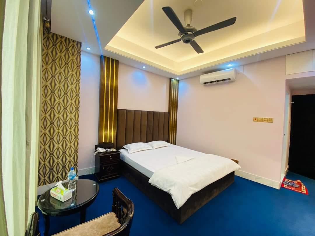 Royal AC Couple Room at Sylhet | Modina Market6477