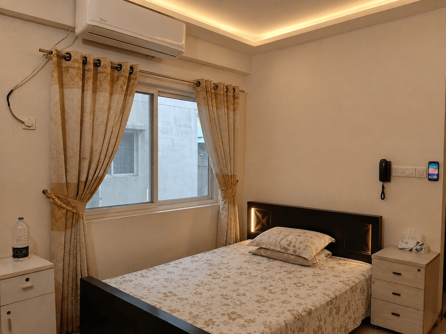 R4 | Cozy AC Private Bedroom with Attached Bath & Balcony at Bashundhara R/A | Block F7359